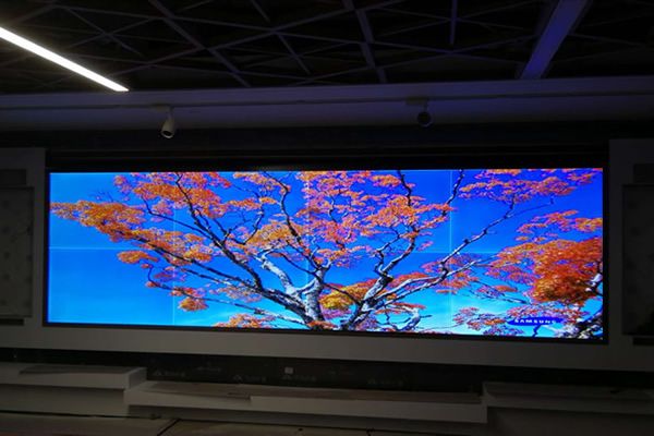 無(wú)縫拼接屏在城市售樓中心的應(yīng)用能起到哪些作用？