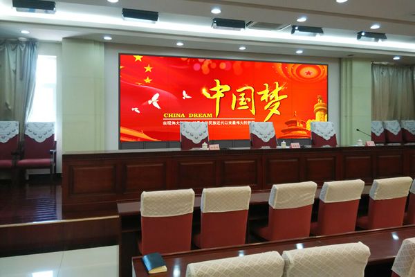 無縫拼接屏的使用壽命一般是多長時間？