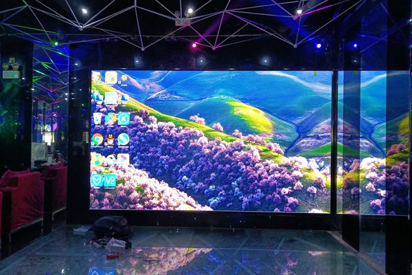 室內(nèi)LED顯示屏一般應(yīng)用在什么行業(yè)？