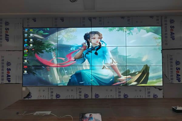 液晶拼接屏和LED全彩屏有什么不同，區(qū)別在哪里？