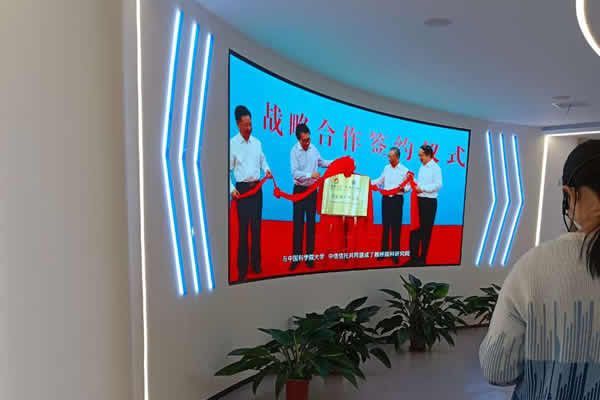 選購LED大屏幕時應(yīng)注意哪些問題？