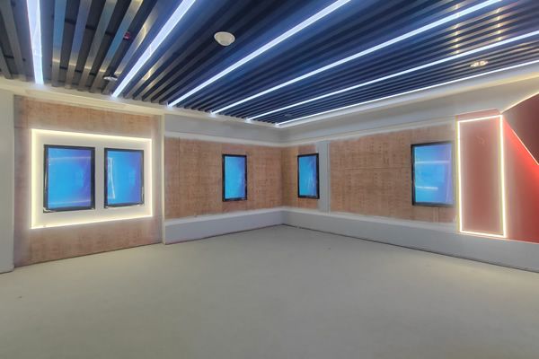 大尺寸的觸摸顯示屏有哪些，哪些顯示大屏支持觸控功能的？