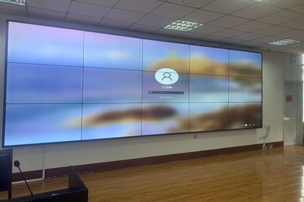 拼接屏和LED屏顯示的區(qū)別，哪種觀看體驗(yàn)效果好？