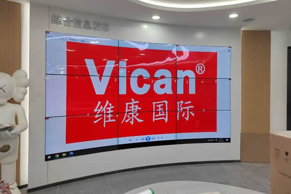 拼接屏產(chǎn)品怎么樣，一套拼接屏包括哪些設(shè)備