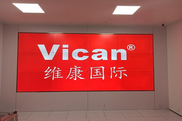 拼接屏是怎么實現(xiàn)點對點拼接顯示的？拼接屏點對點顯示解決方案