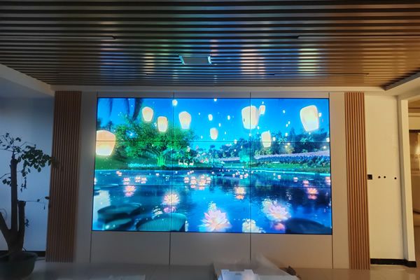 液晶拼接屏定制化解決方案，讓信息展示無所不在