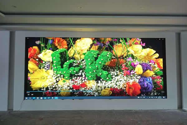 會議室使用P1.25和P1.53COB顯示屏的區(qū)別大嗎？