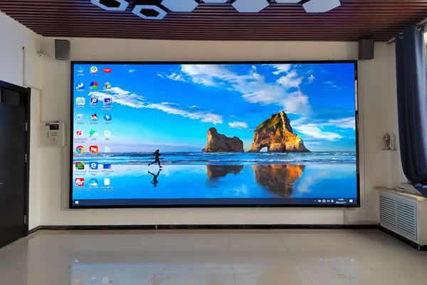 會(huì)議室裝LED顯示屏要做多大多寬合適？