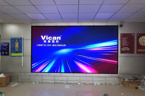 室內(nèi)LED顯示屏的亮度要多少合適？