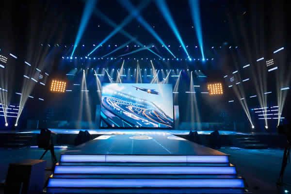 大型舞臺 LED 顯示屏幕解決方案設(shè)計