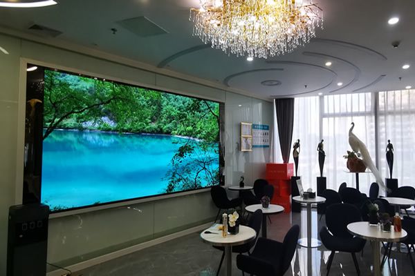 “智能會議室升級”熱議，維康國際COB LED屏解鎖高效辦公新體驗